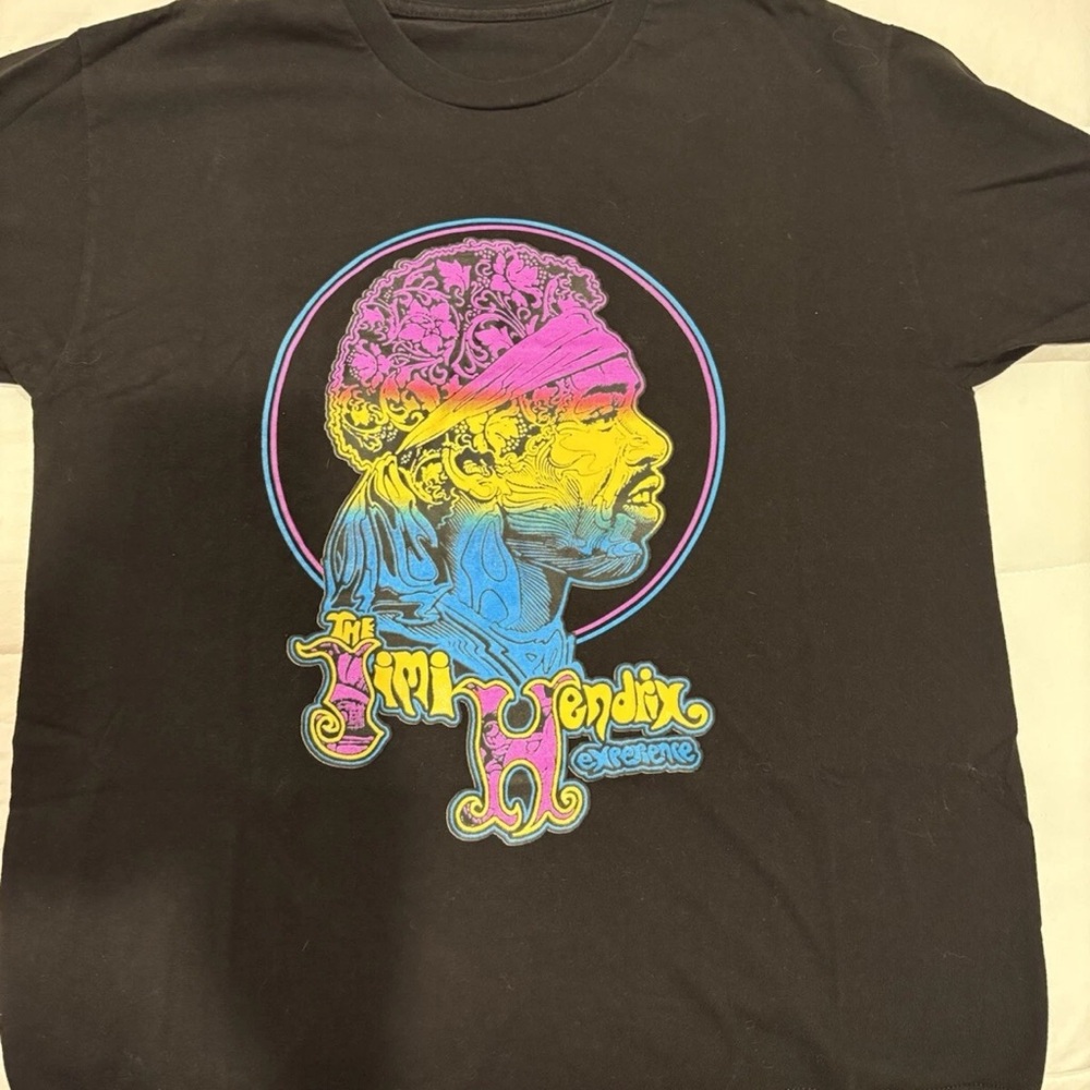 Source Unknown Black Graphic Tee - image 1